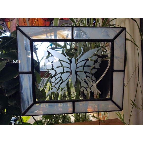 Etched Butterfly White Cloud Glass Frame Stained Glass Hanging Suncatcher - Picture 4 of 10